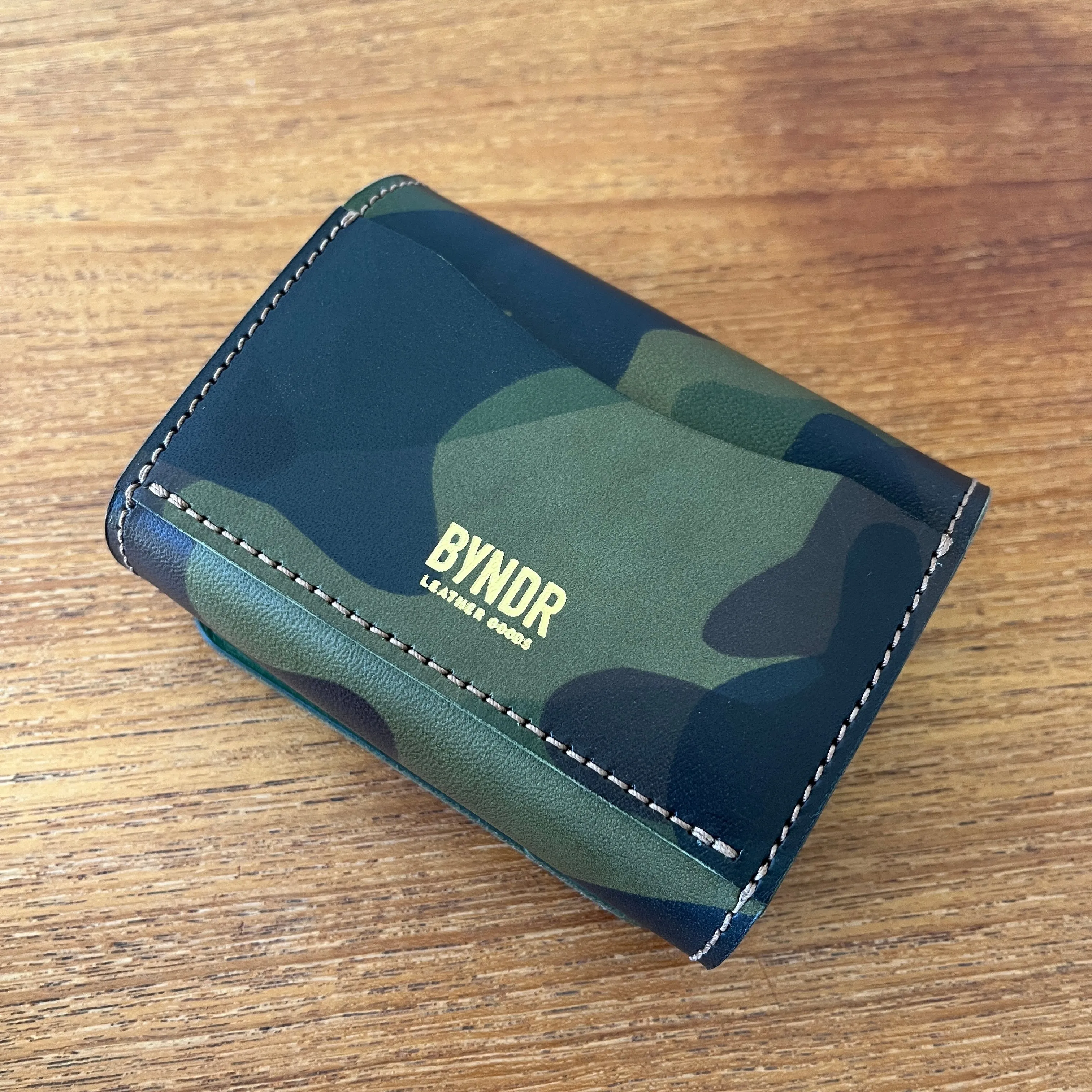 CARGO CLUTCH   CAMO GREEN