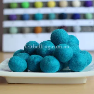 Felt Ball Bubblegum 1 CM,  2 CM, 2.5 CM, 3 CM, 4 CM Colour 45