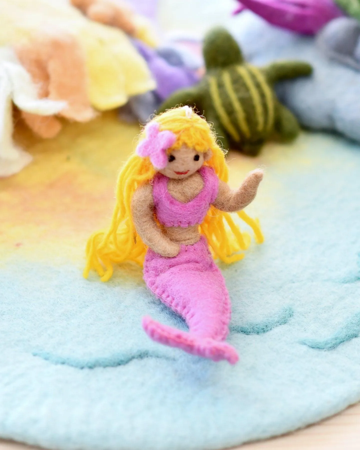 Felt Coral Mermaid Hanging - Pink Tail