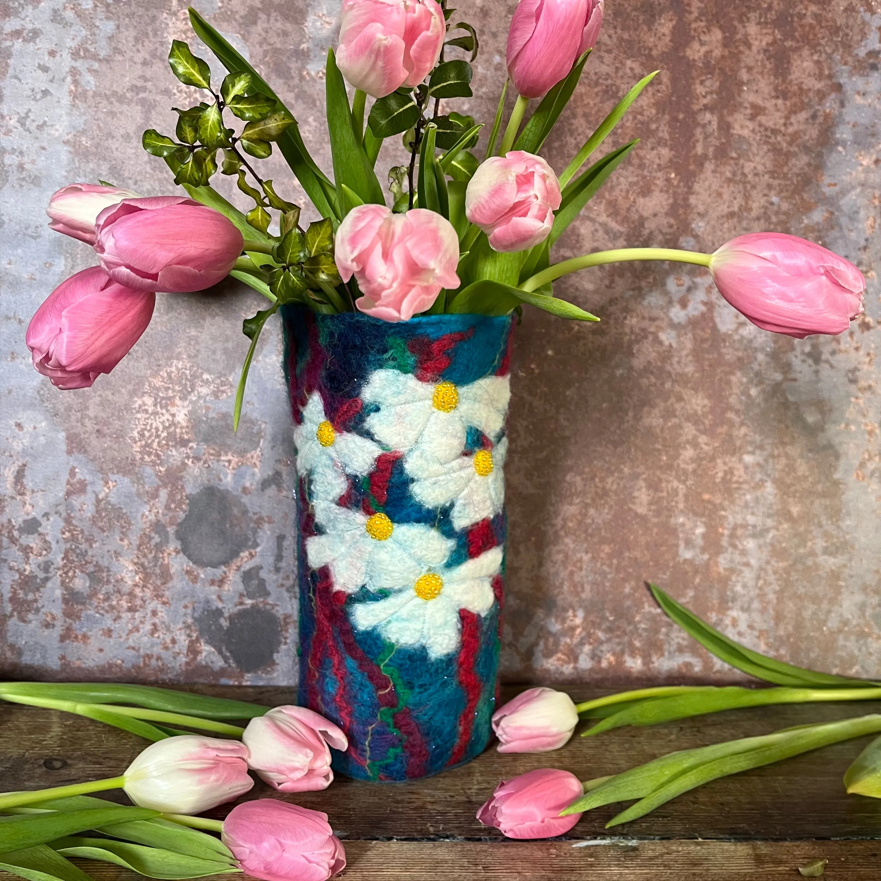 Felt vase - large