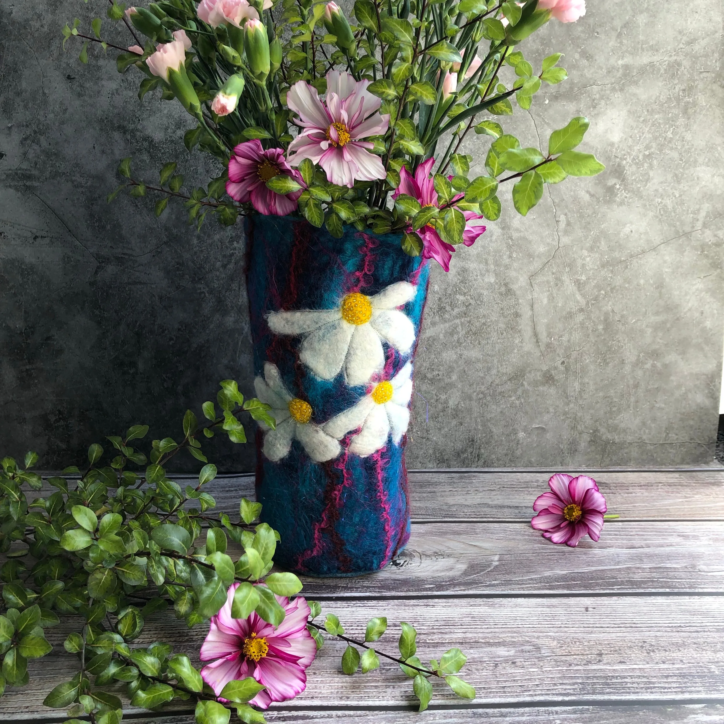 Felt vase - large