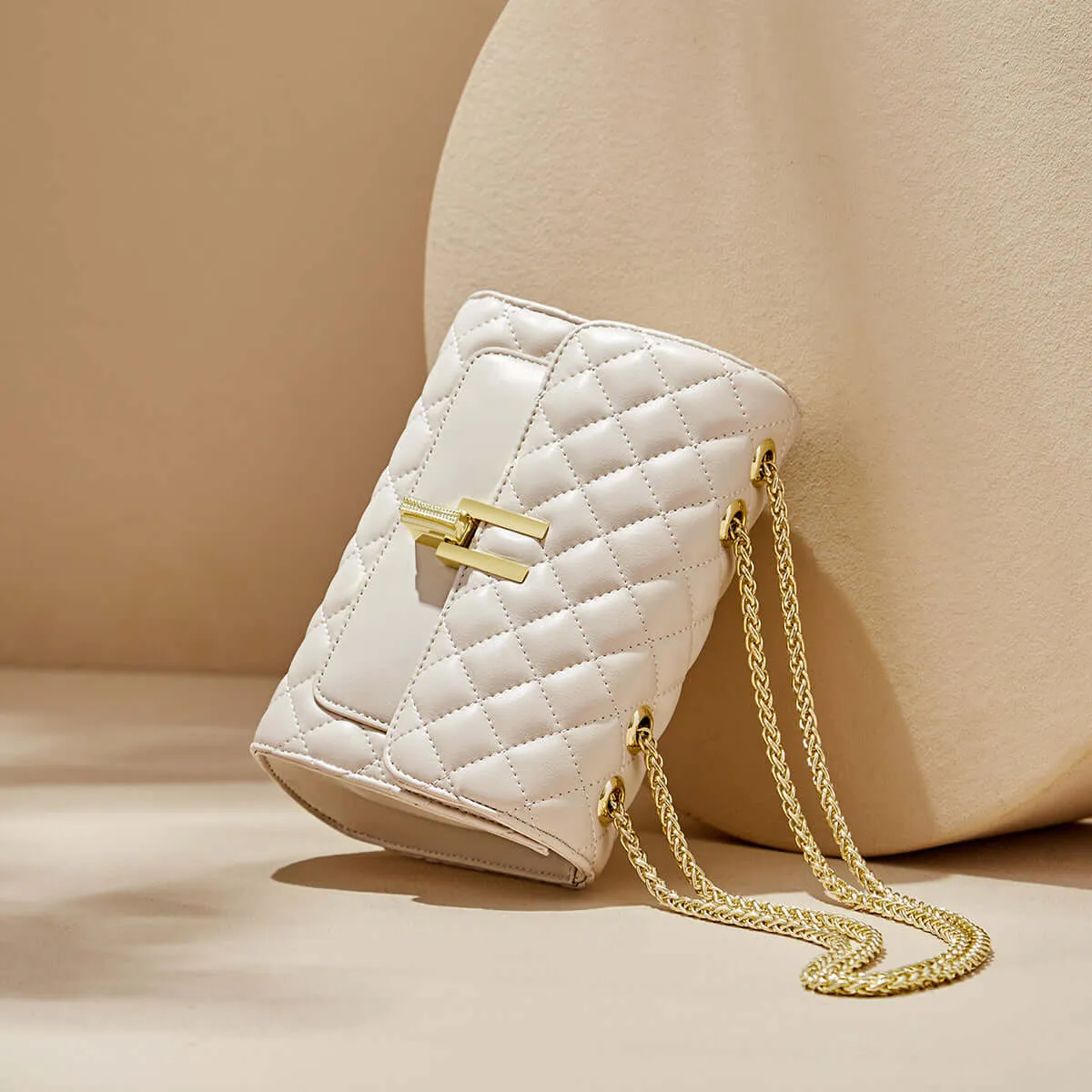 Miranda Timeless Quilted Shoulder Bag