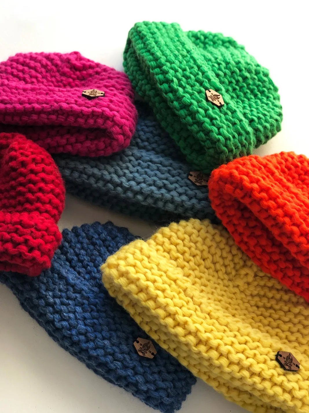 Oversized Acorn toque - Vivid colours