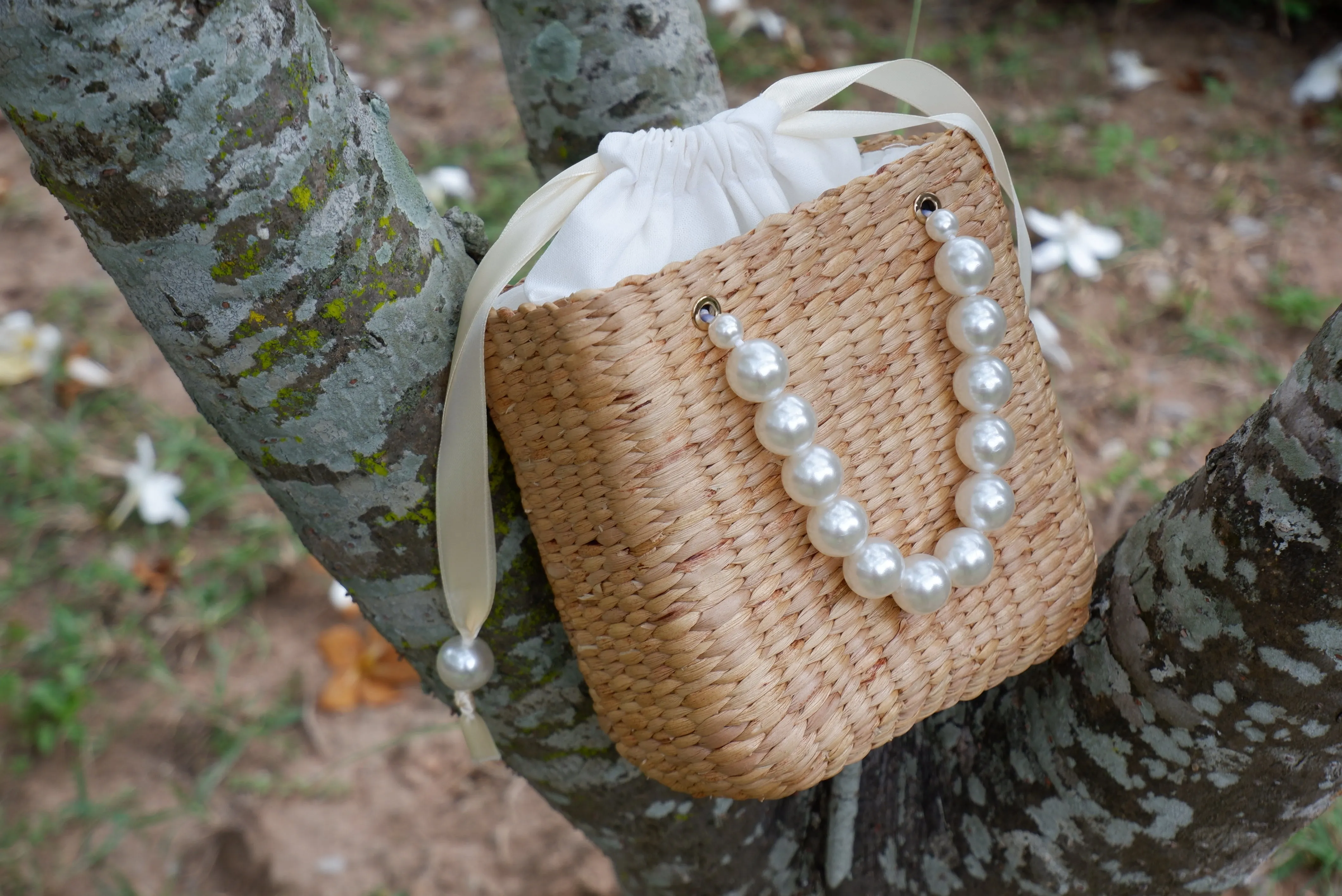 pearl beaded straw bag