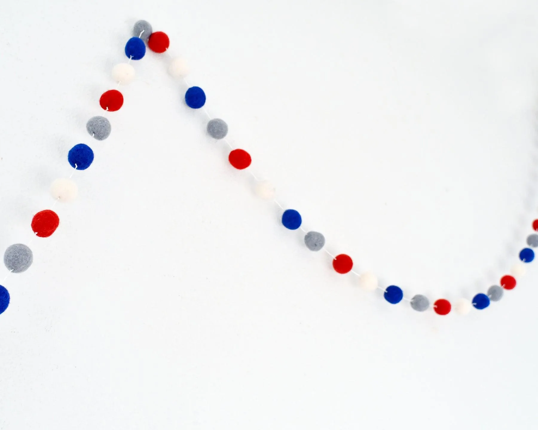 Pompom Felt Ball Garland - Nautical