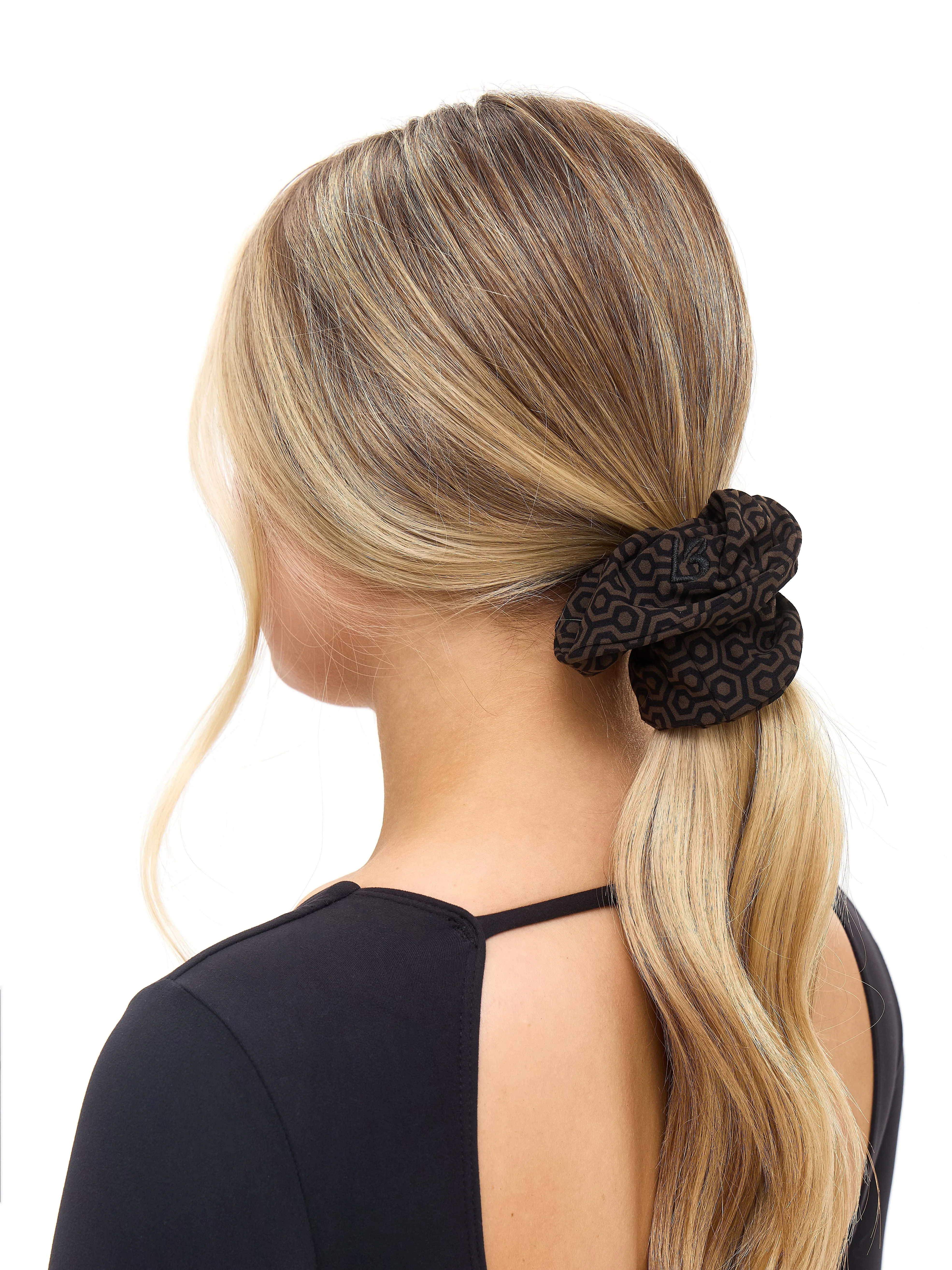 Poshknit Scrunchie