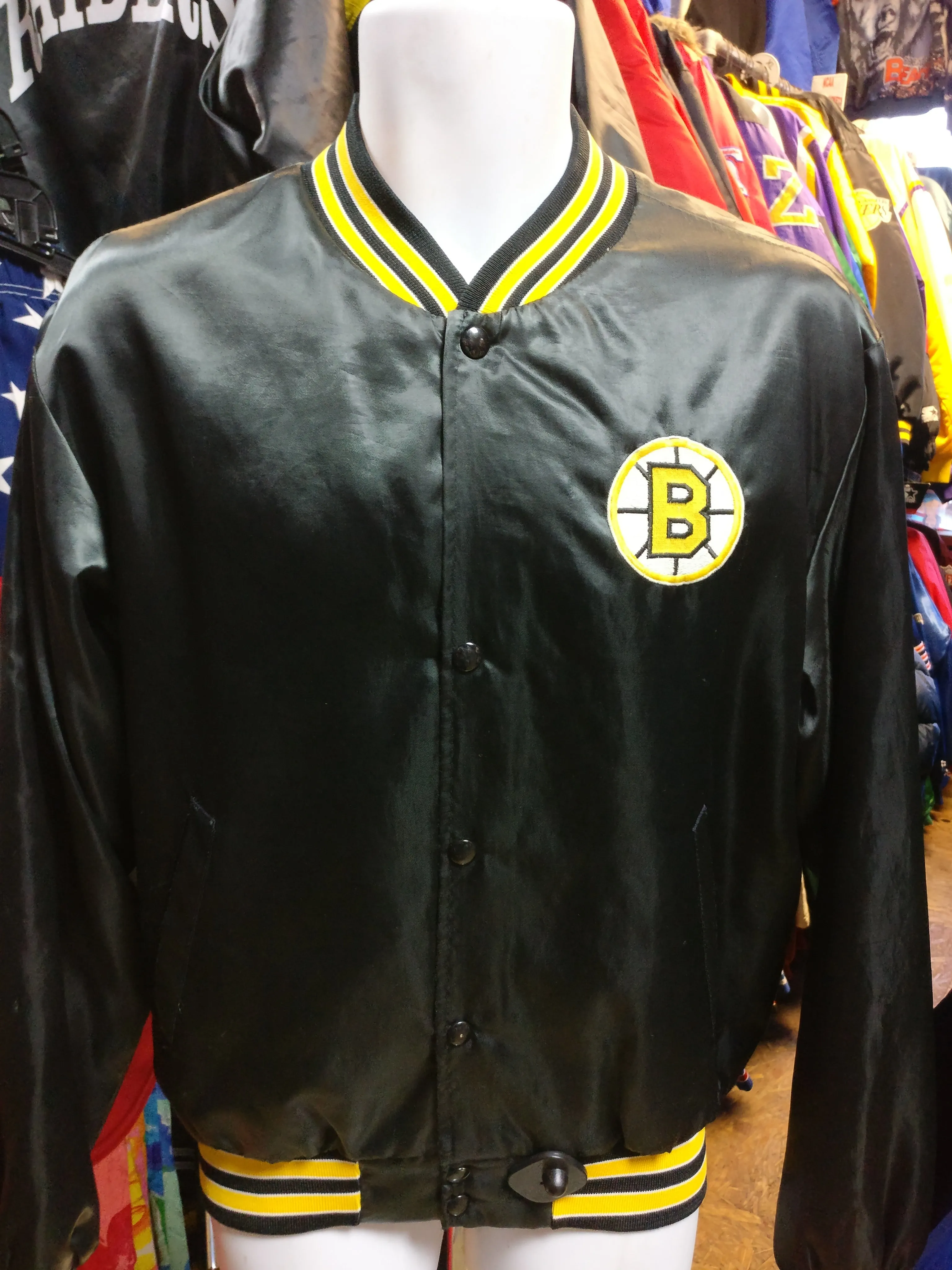 Vintage 80s BOSTON BRUINS NHL Swingster Nylon Jacket M