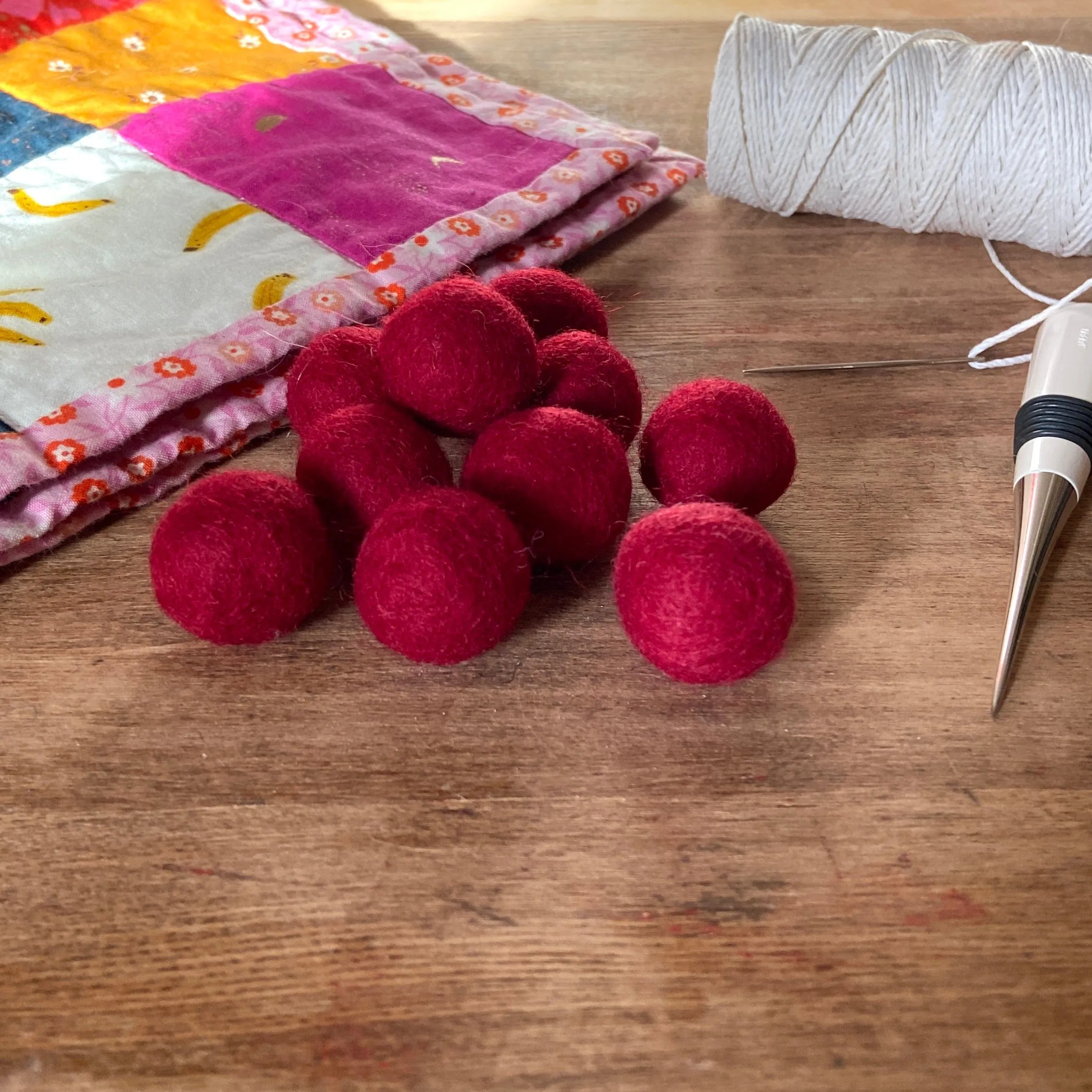 Wool Felt Balls - #61 Cranberry - Ten 1" Balls, 2.2cm