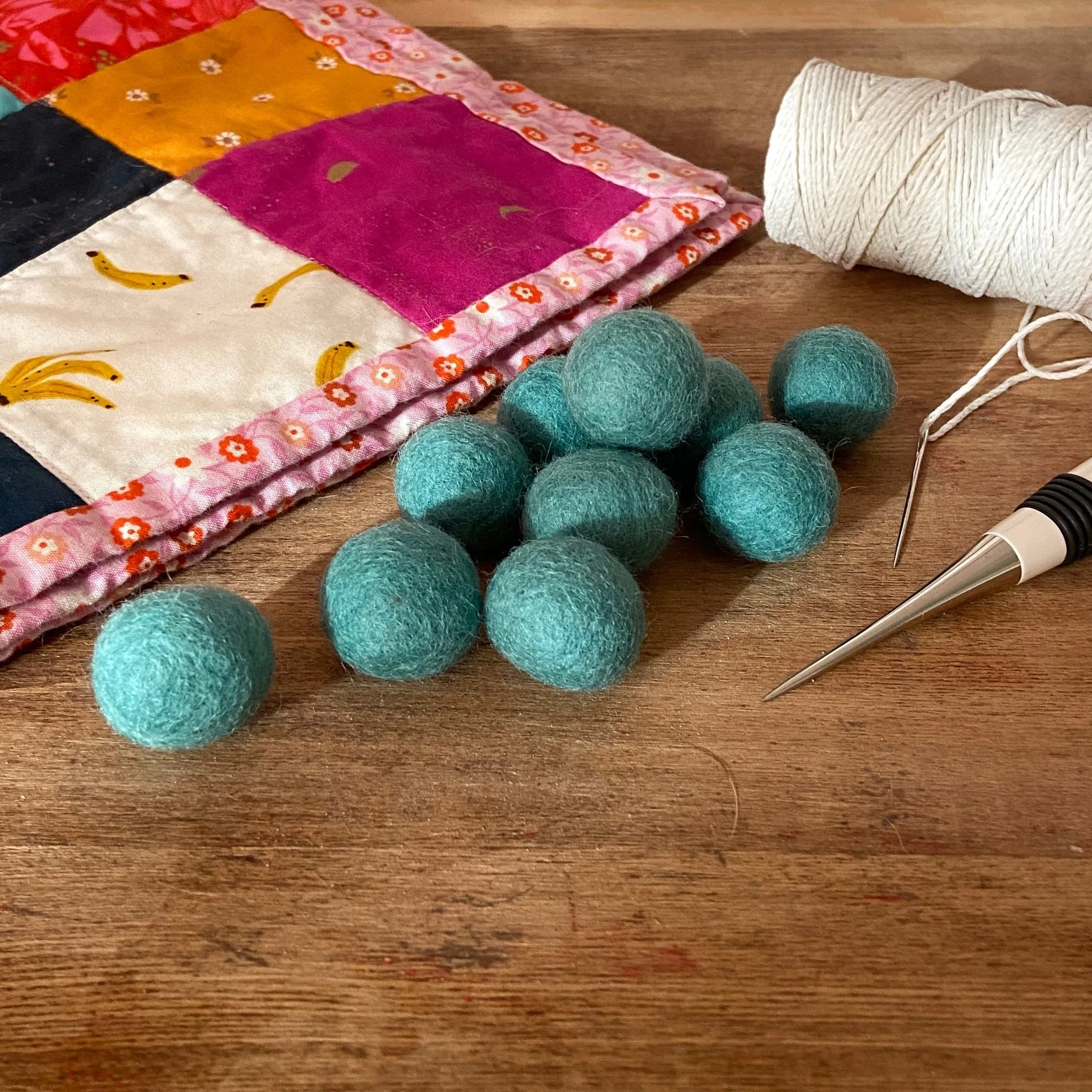 Wool Felt Balls - #64 Sea Foam - Ten 1" Balls, 2.2cm