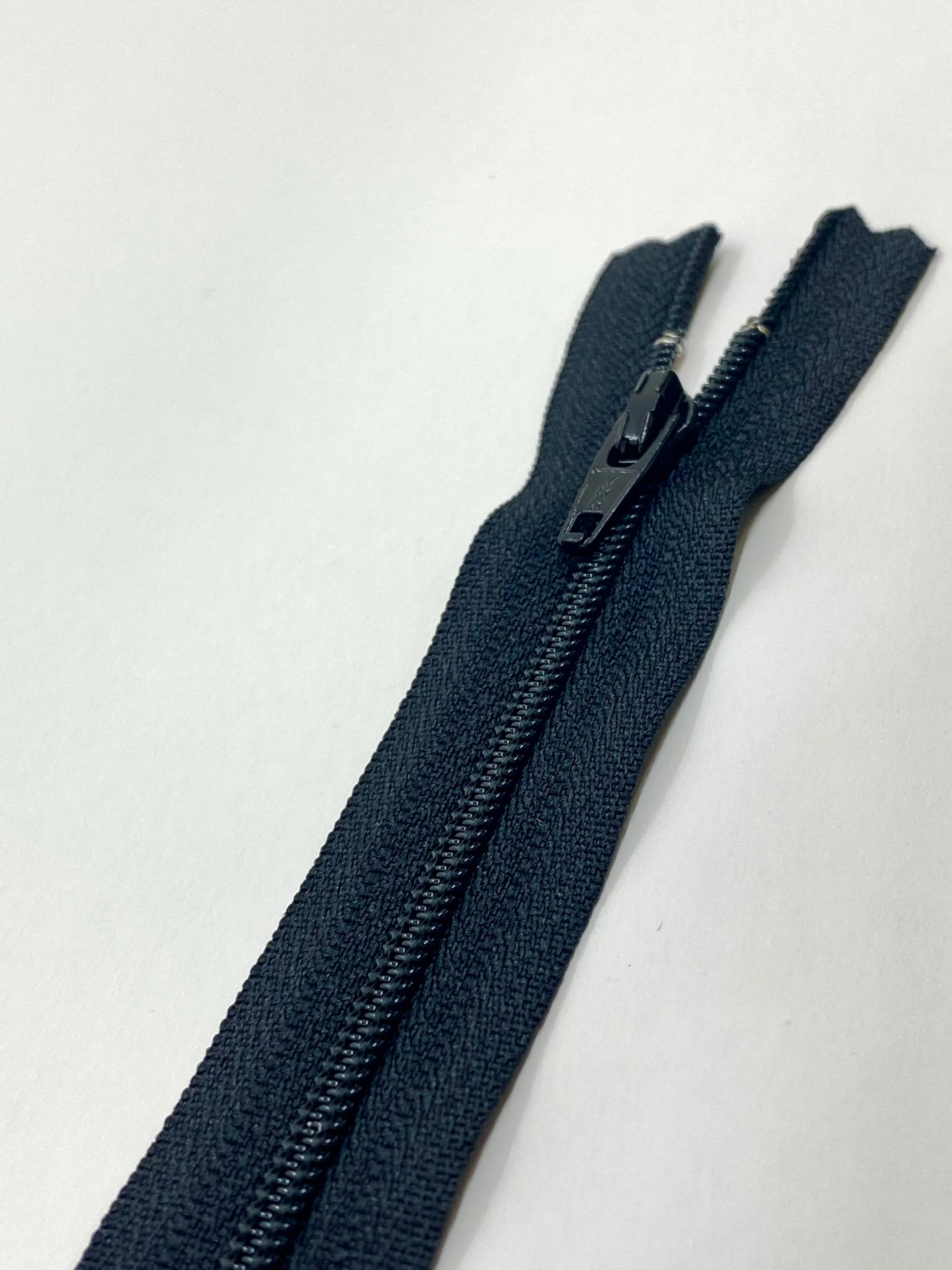 YKK® #3 Nylon Zipper c/e #580 (Black)